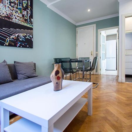 Apartamentos Dali Madrid Extérieur photo