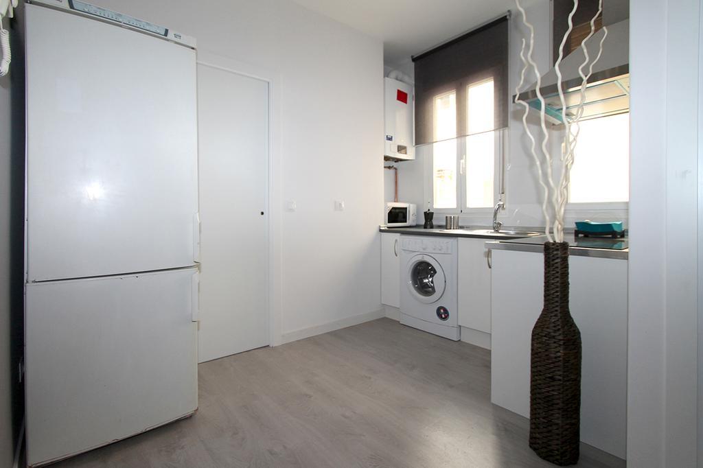 Apartamentos Dali Madrid Chambre photo