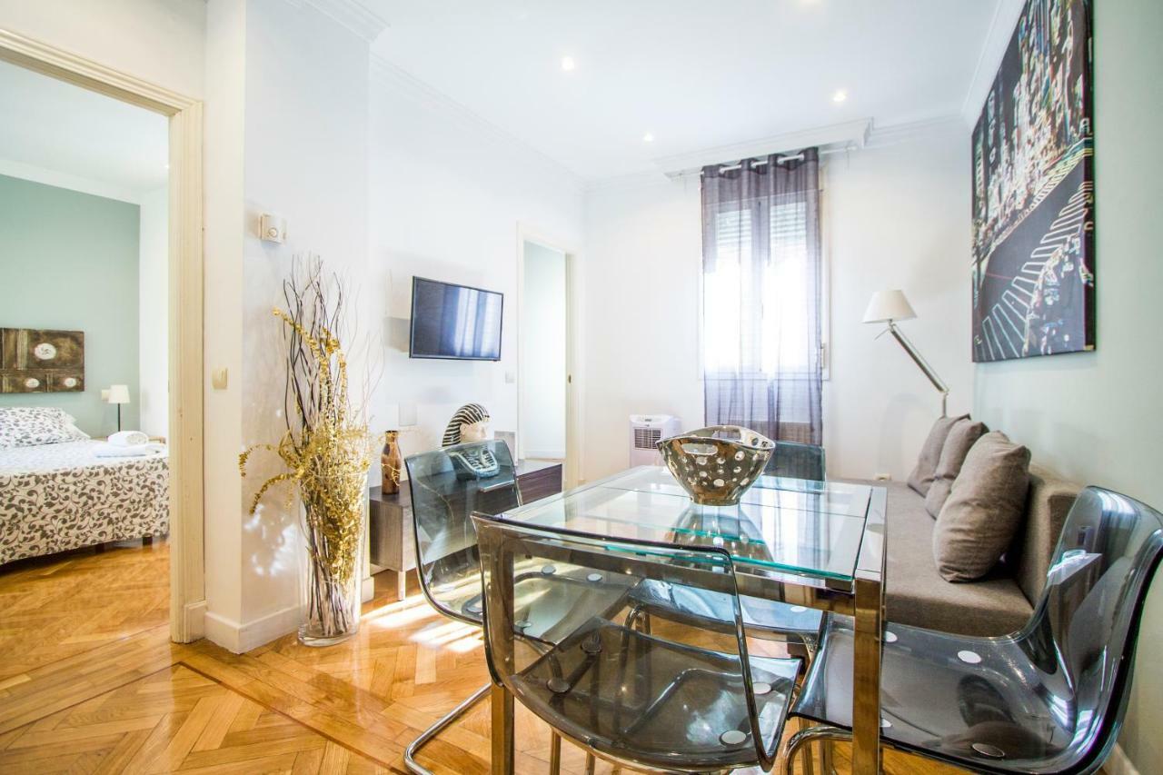 Apartamentos Dali Madrid Extérieur photo